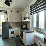Vinessa Home